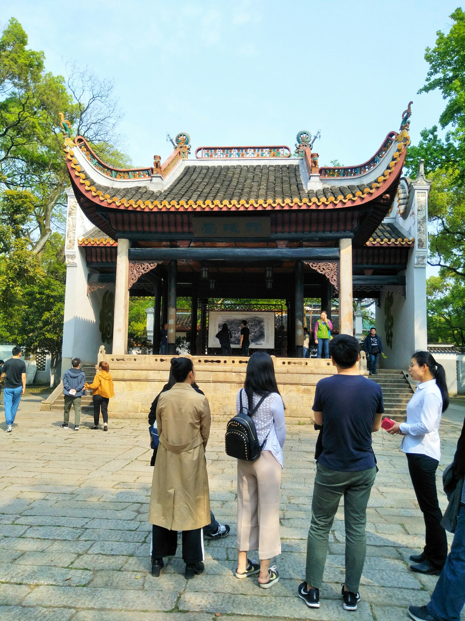 《春之歌》--手机摄影--长沙岳麓书院