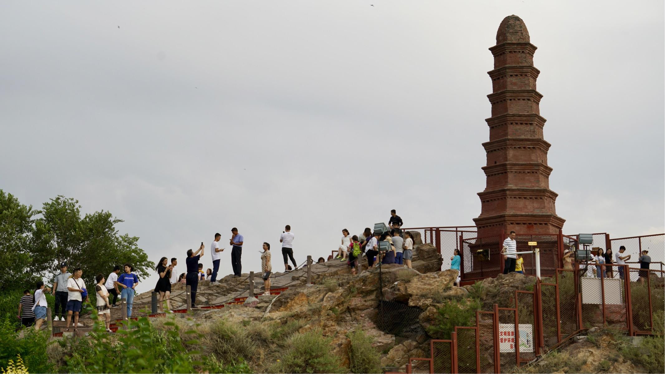 乌市.红山公园景区