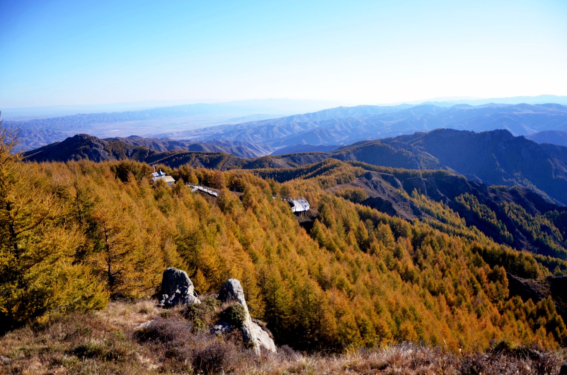 乌兰察布苏木山秋季风光