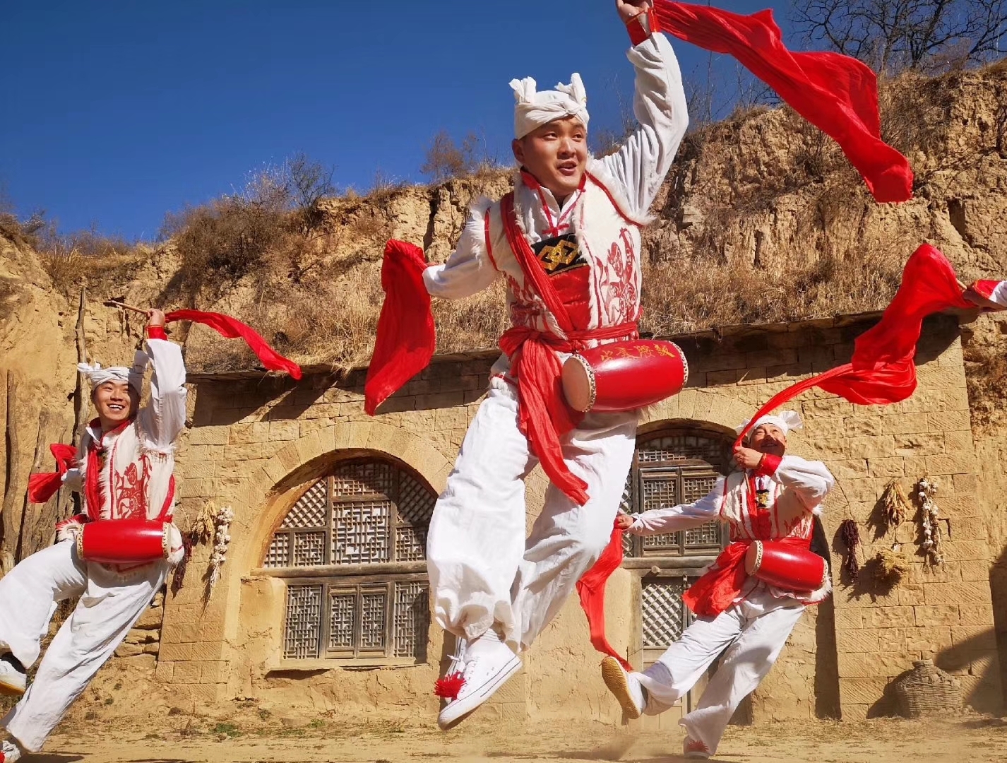 经典作品诵读安塞腰鼓作者刘成章诵读简美练习作品摄影石广元原创摄影