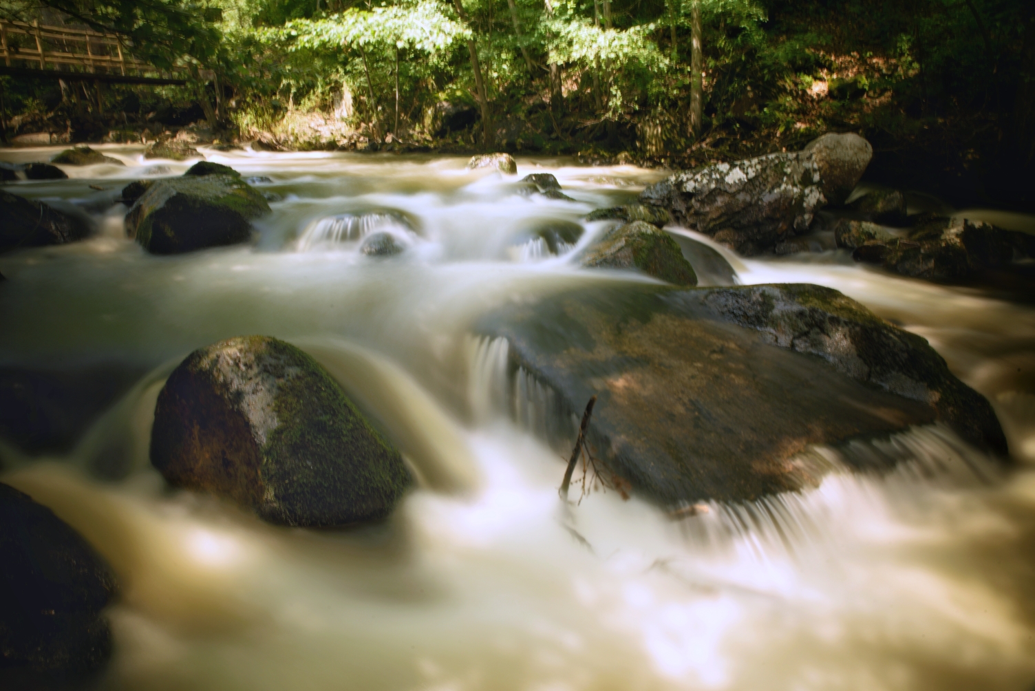 小河淌水