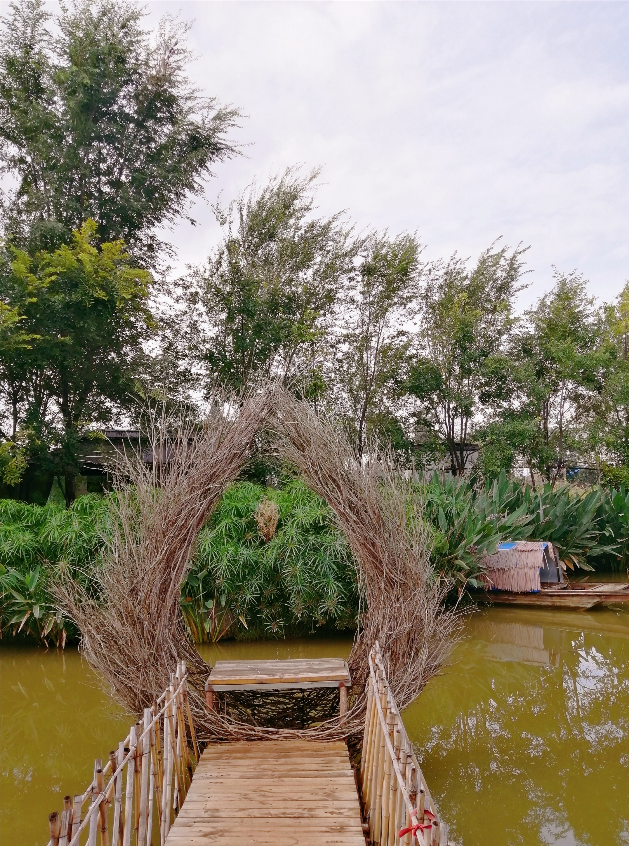 吉泉湿地庄园一瞥