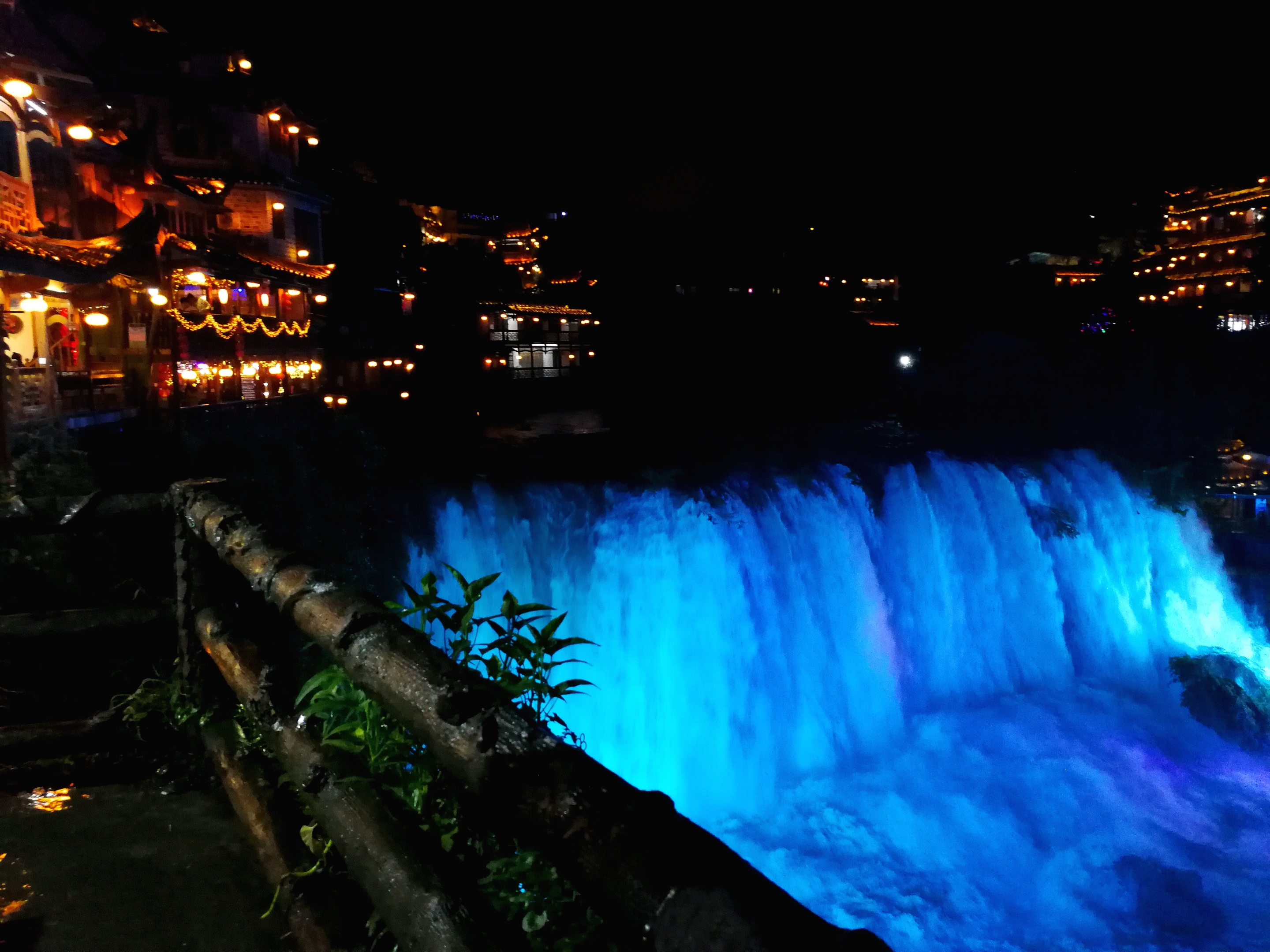 芙蓉镇夜景