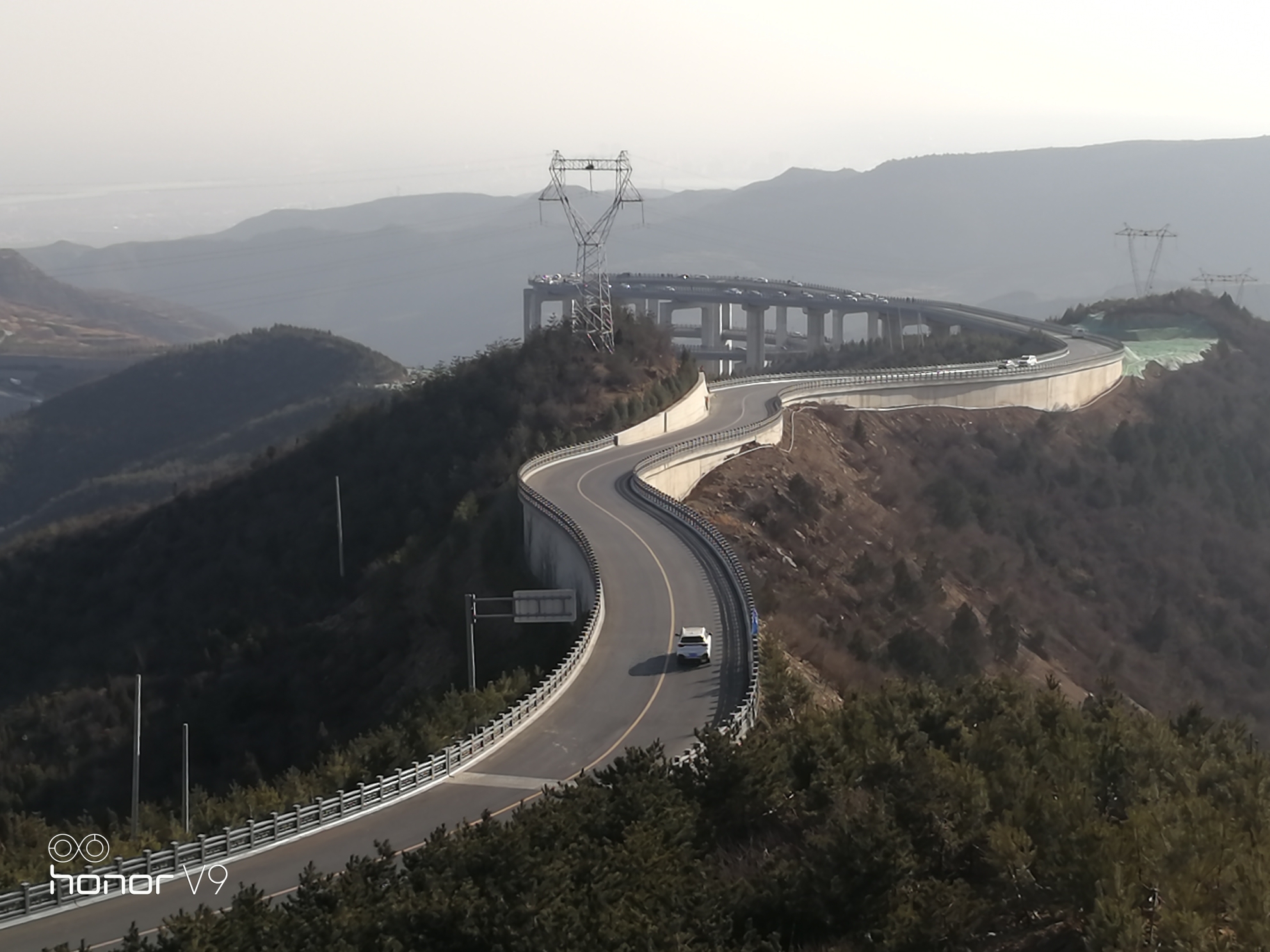 山西太原天龙山网红桥