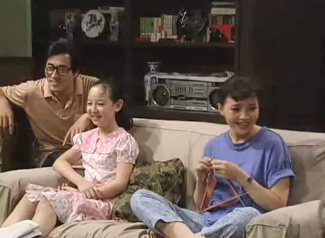 大型室内情景剧我爱我家主题曲你是我的家作词甲丁作曲关峡演唱老荣
