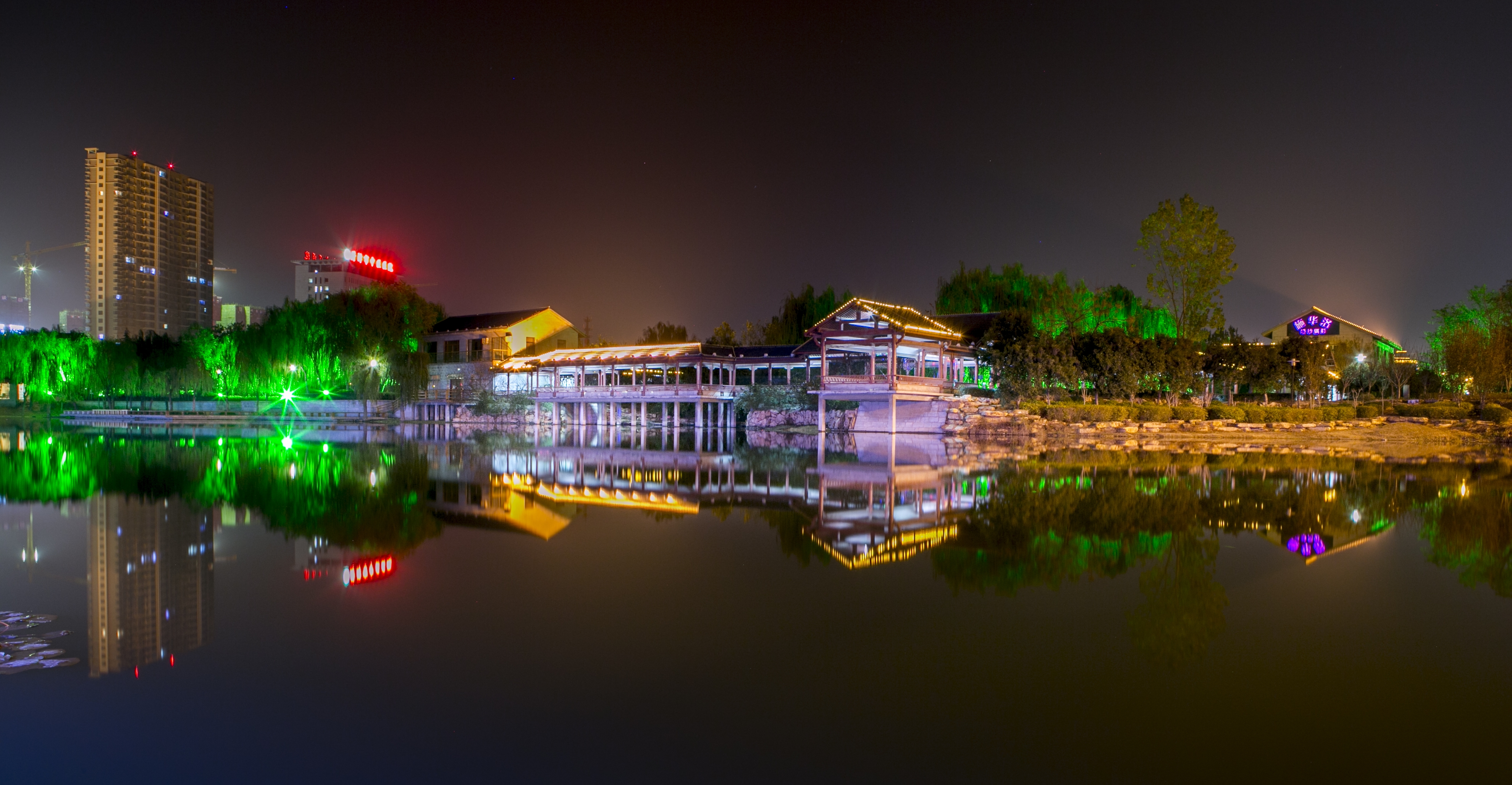 月到中秋一一菏泽牡丹园夜景(首发)