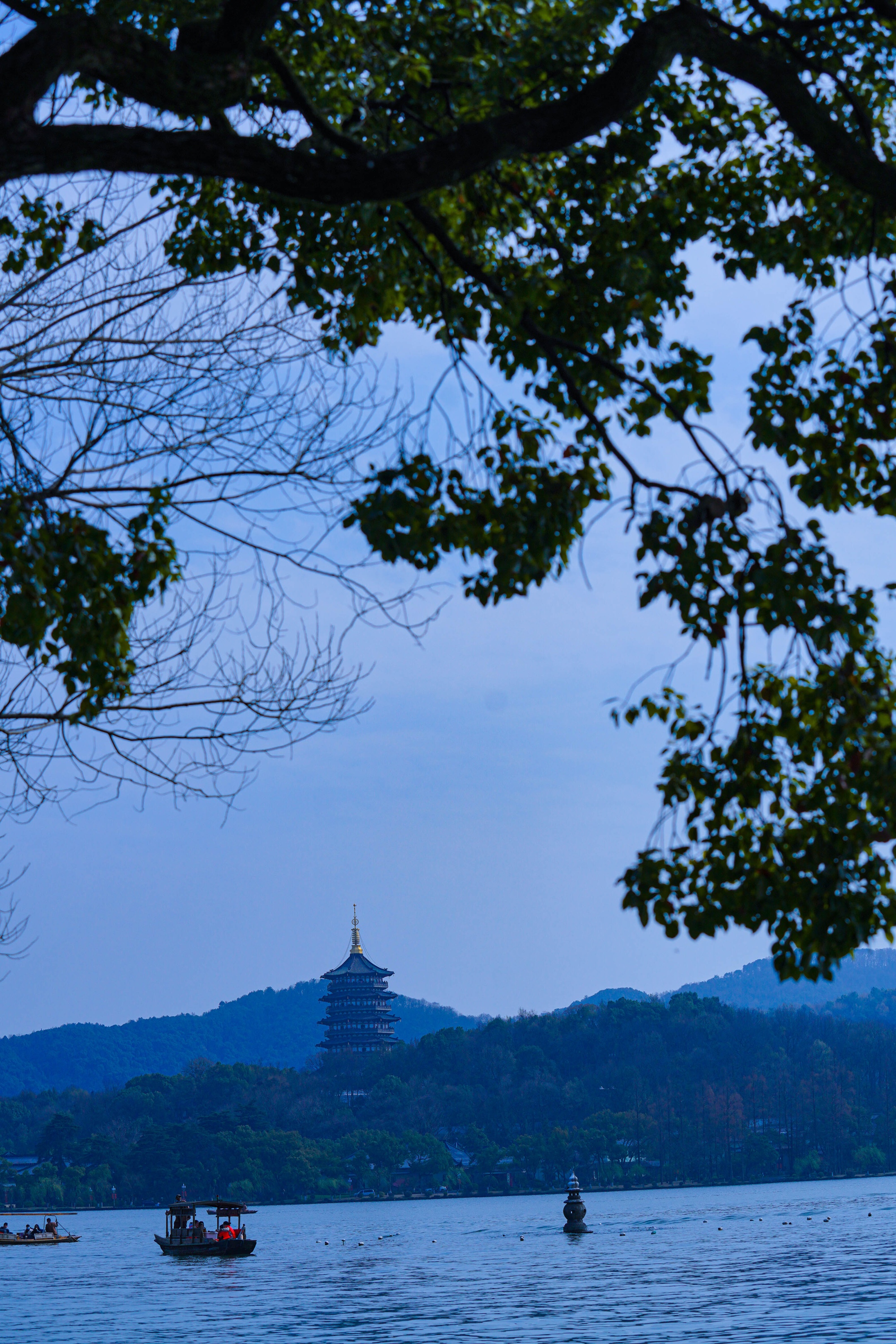 首发〕西湖春晓