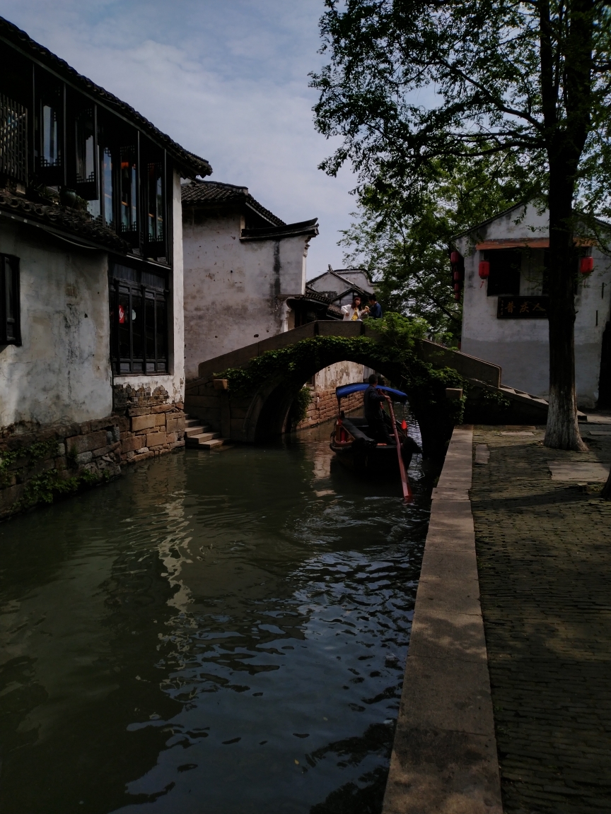 烟雨江南水乡梦醉欢游周庄