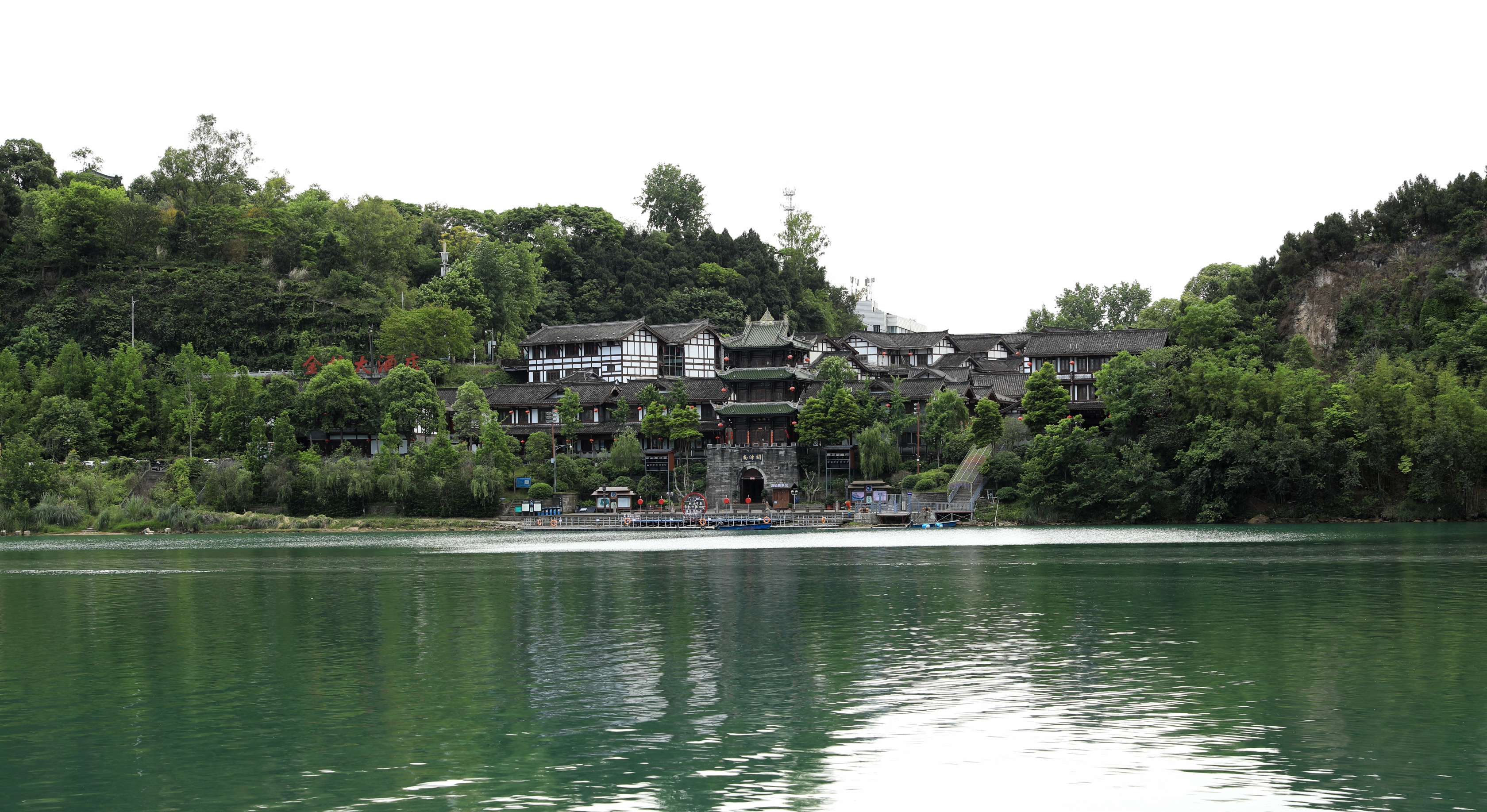 嘉陵江畔阆中城(首发)