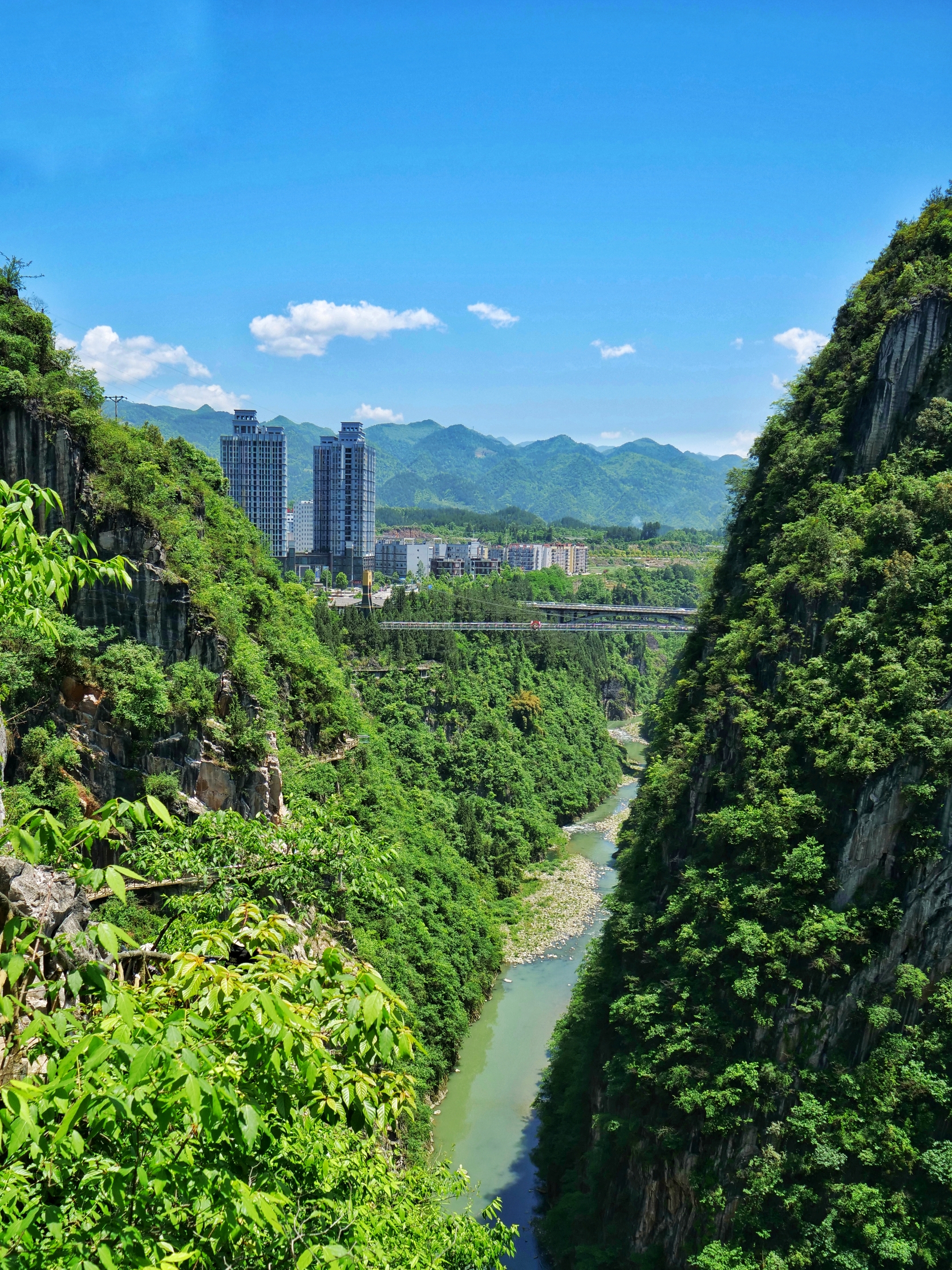 重庆游—黔江芭拉胡景区