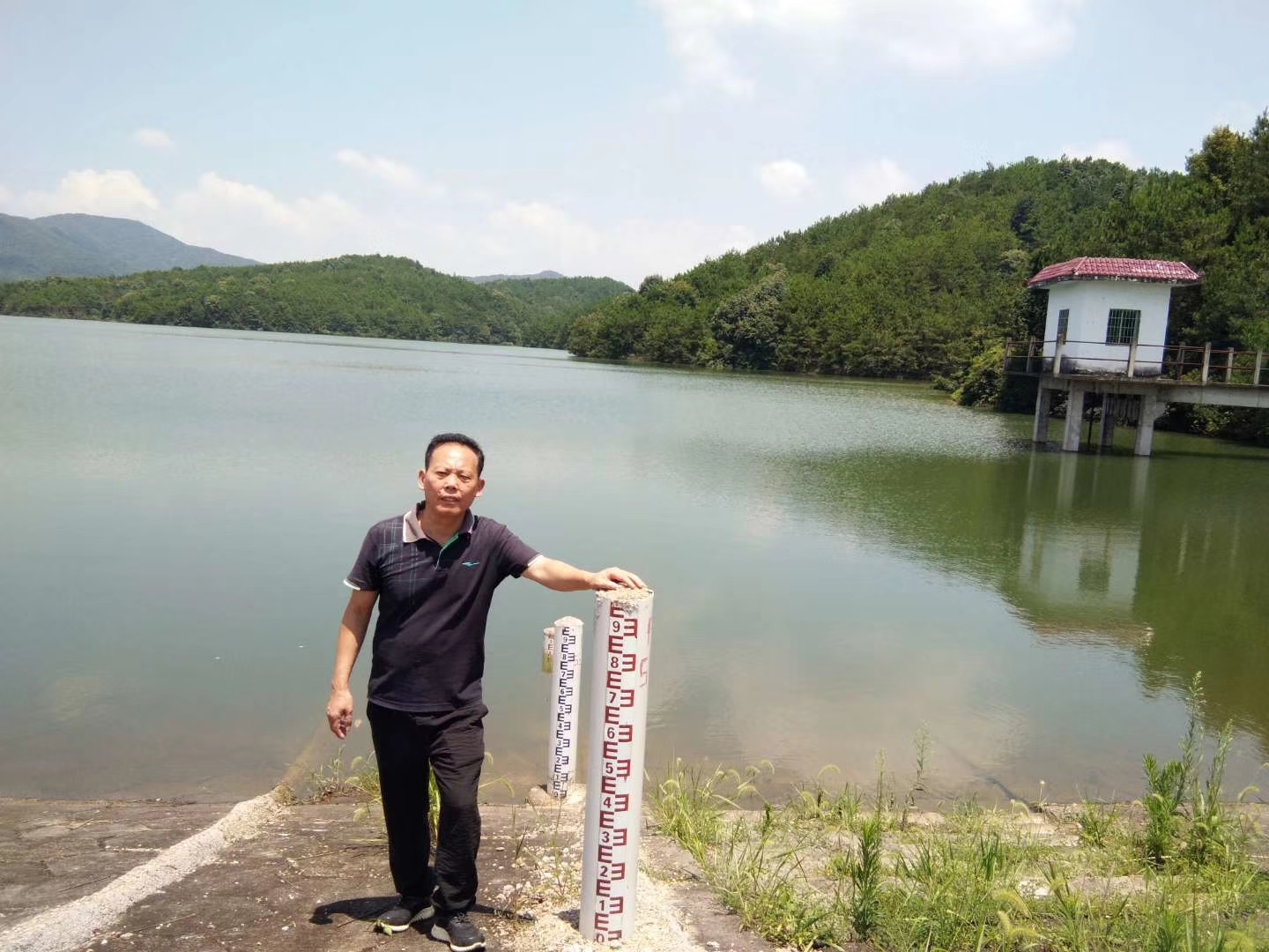 江西贵溪泗沥镇北的刘家垅水库