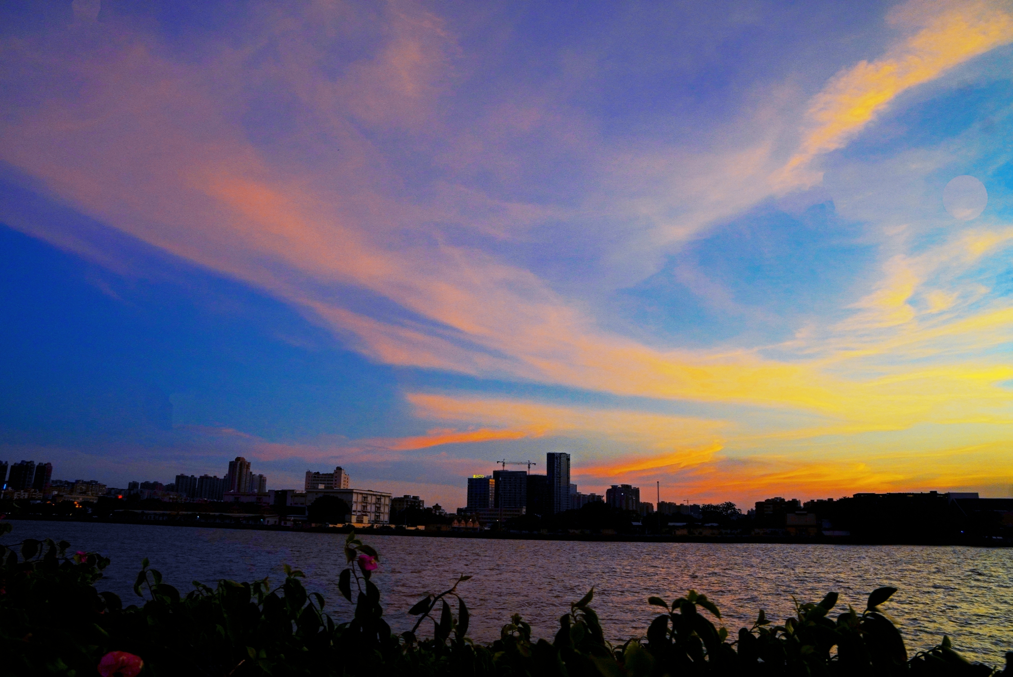 (首发)一抹夕阳醉晚霞