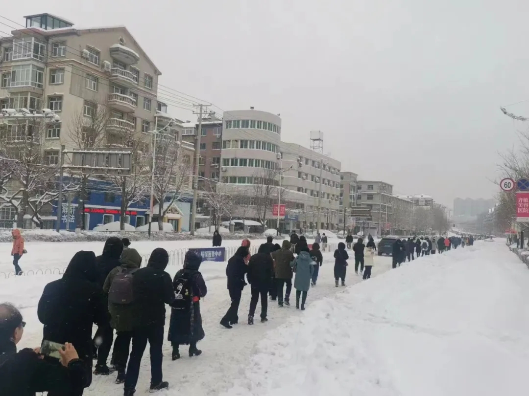 最高级鞍山启动城区暴雪Ⅰ级预警