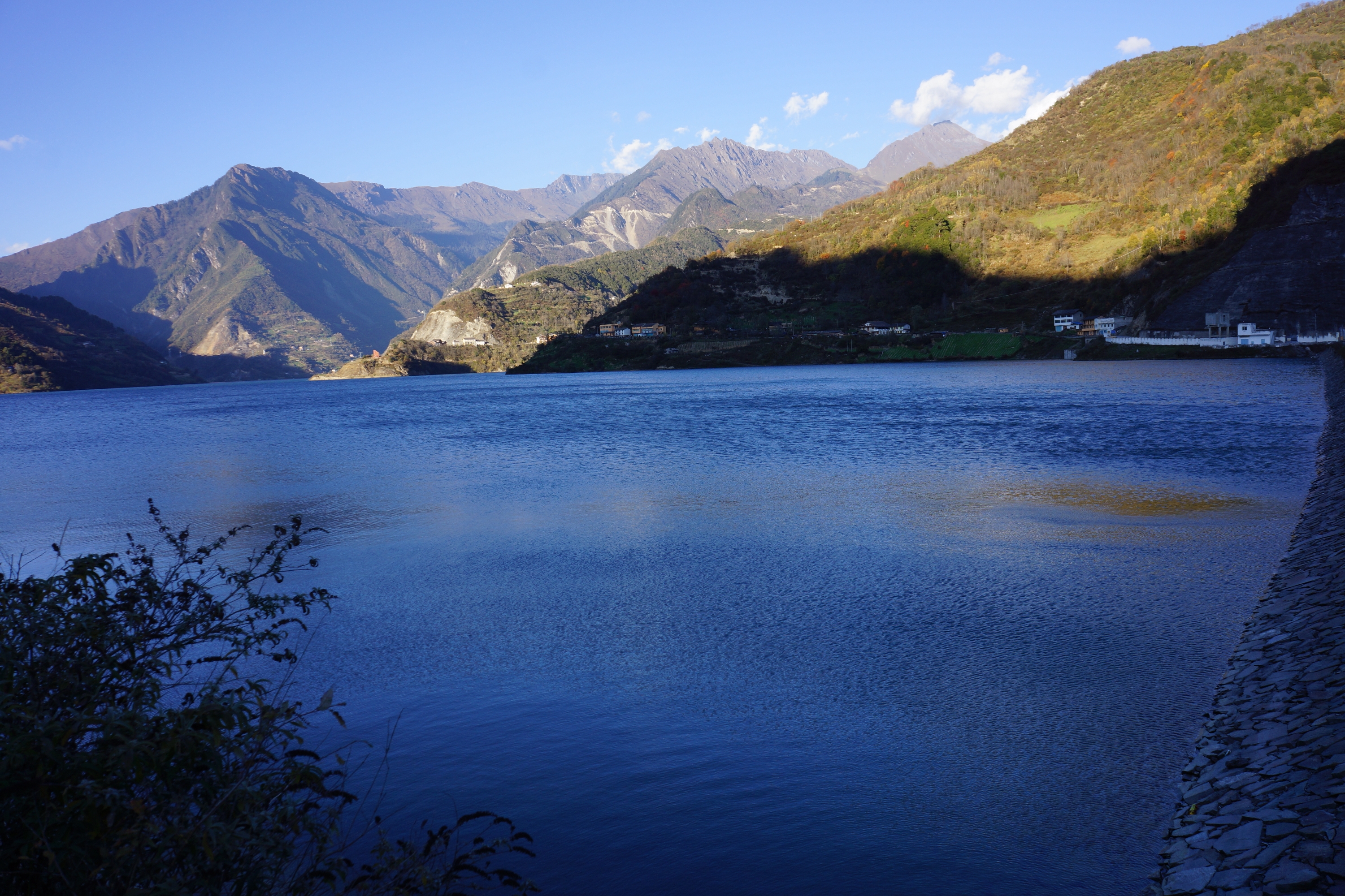 【首发】去硗碛湖