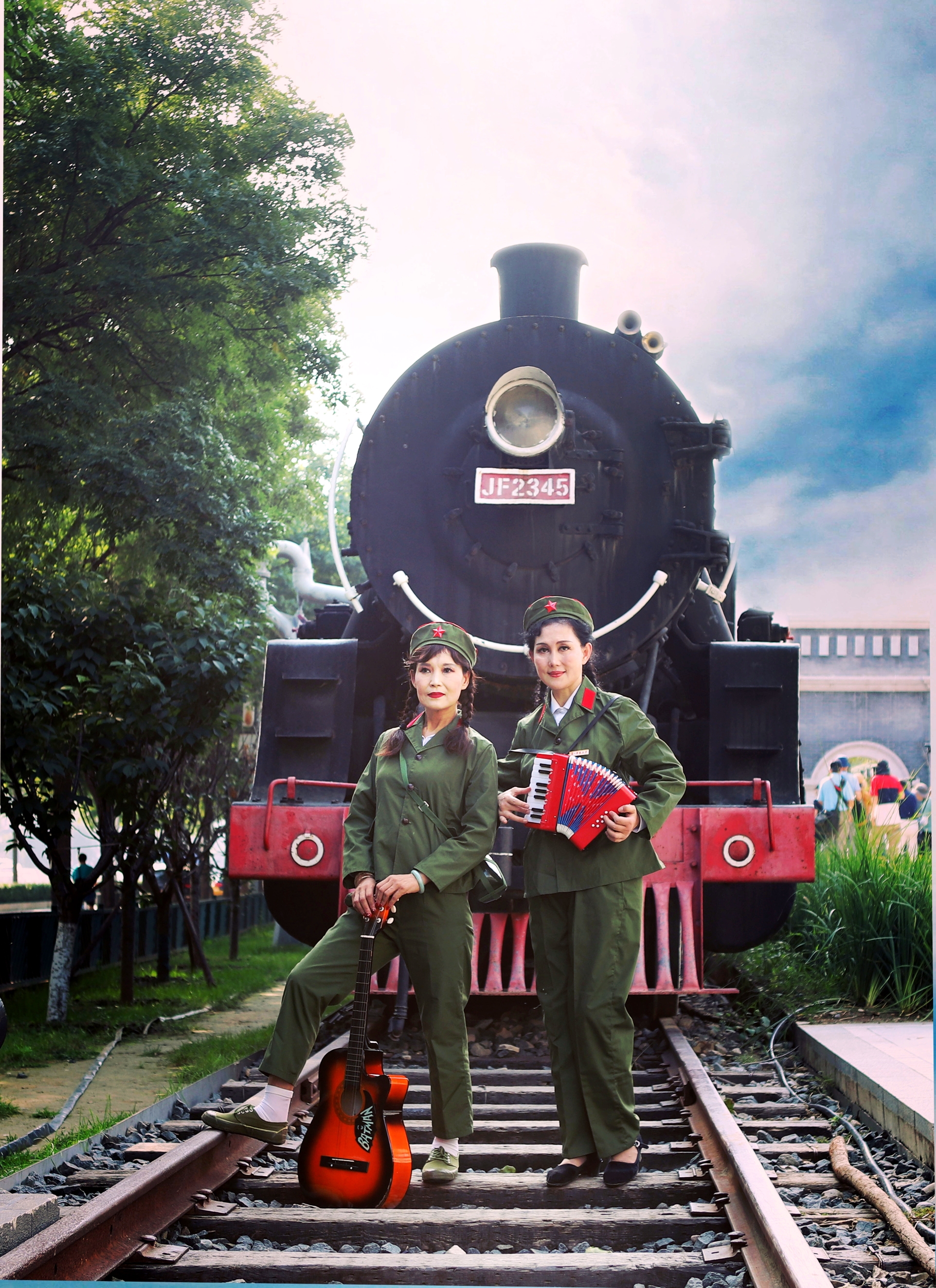 做过的梦走过的路 我们的青春岁月无悔.