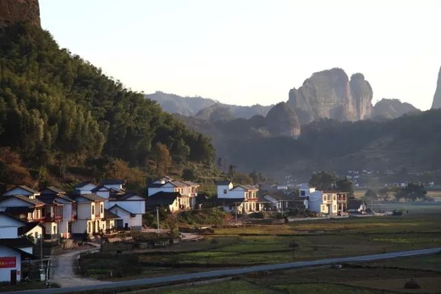 新宁有一个很美的地方叫崀山