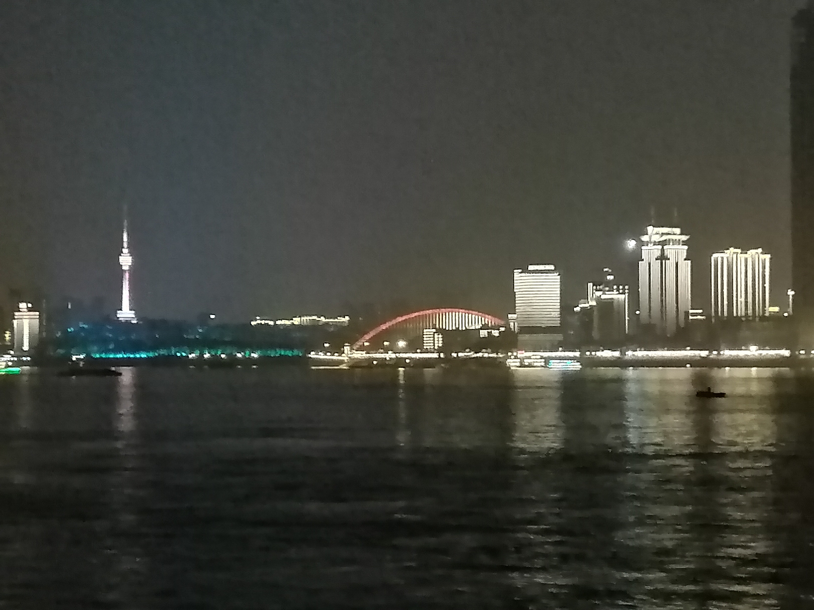 武汉的长江夜景