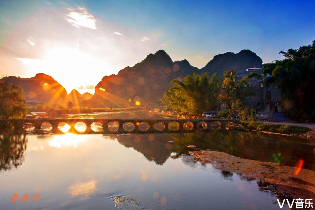 广西行鹅泉风景区