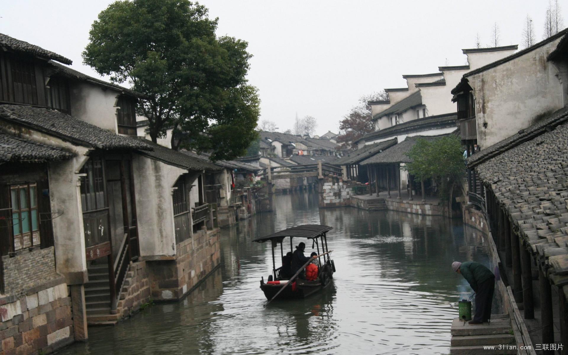 烟雨江南作者:路幼清素材提供:天空视频合成:行哥学读:水秀