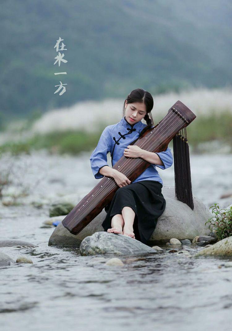 在水一方
