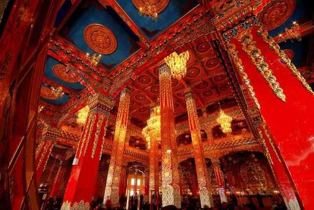 藏区红教寺庙色达最大规模的三大寺庙之一东嘎寺旅游攻略