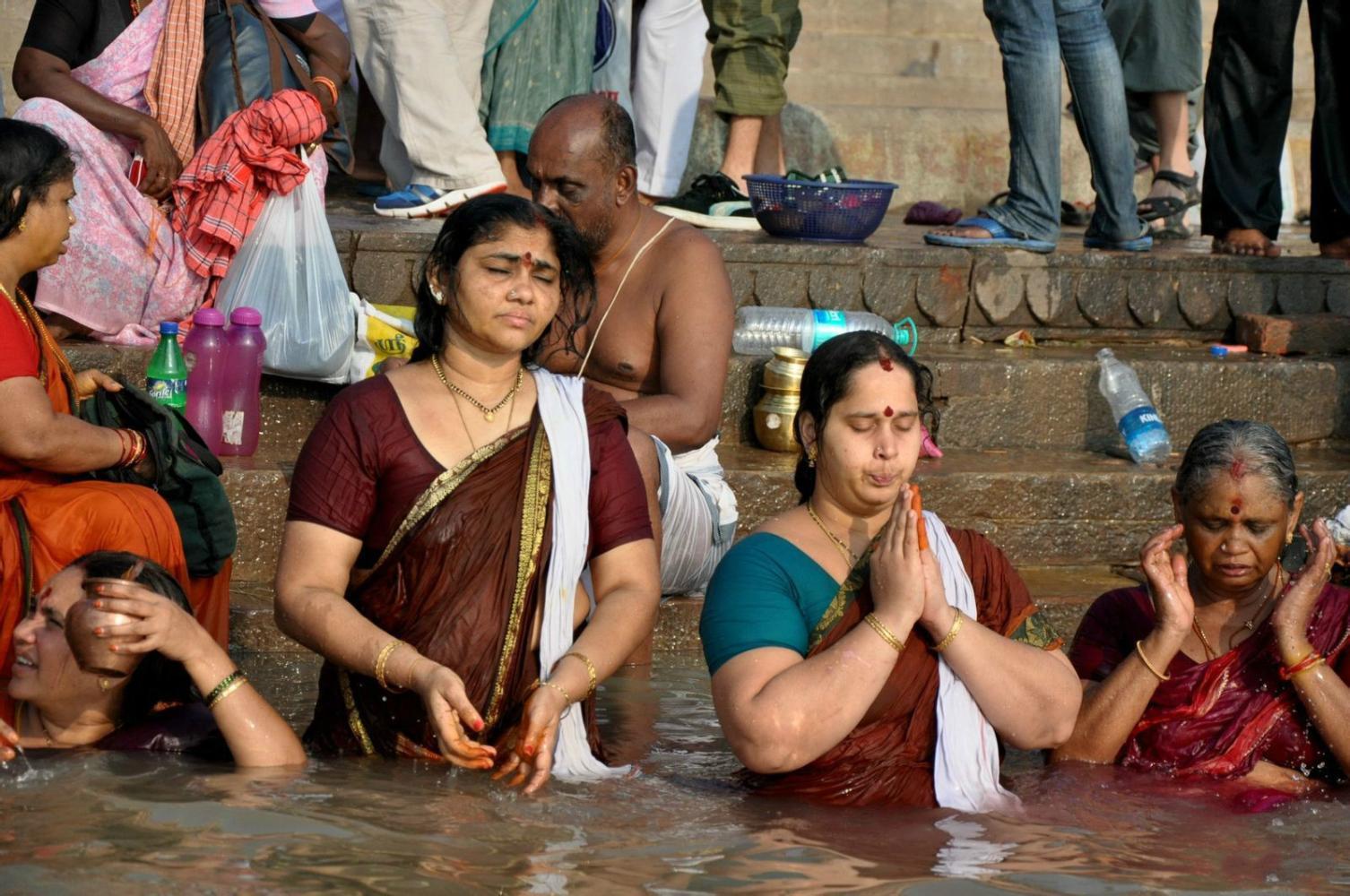 印度是一个神奇的国度奇葩风俗让人目瞪口呆