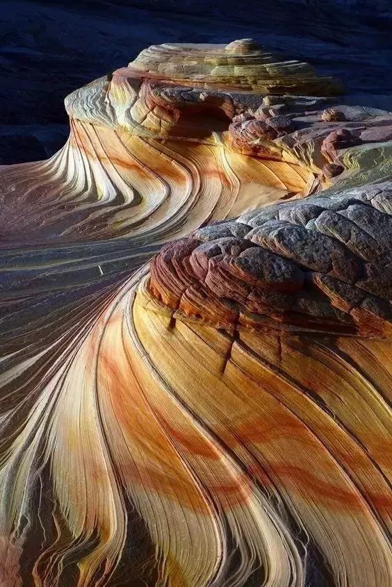 世界上最神奇的20处自然风光中国占2处