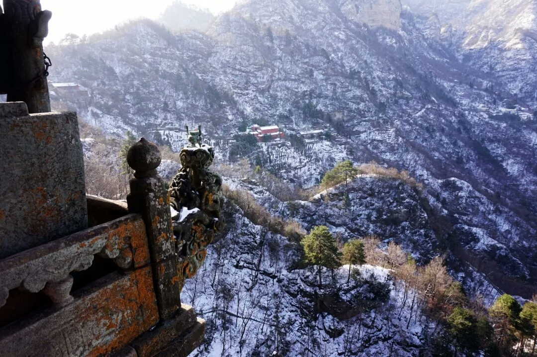 武當山雪景美