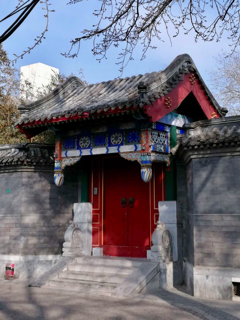 游北京胡同寻胡同文化访名人故居