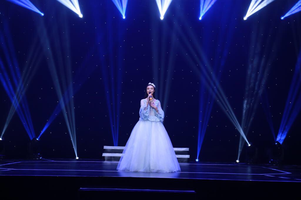 cctv2018新春原创音乐会歌手田田