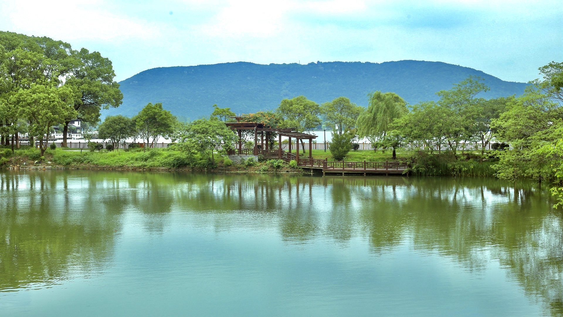 【首发】一城山水