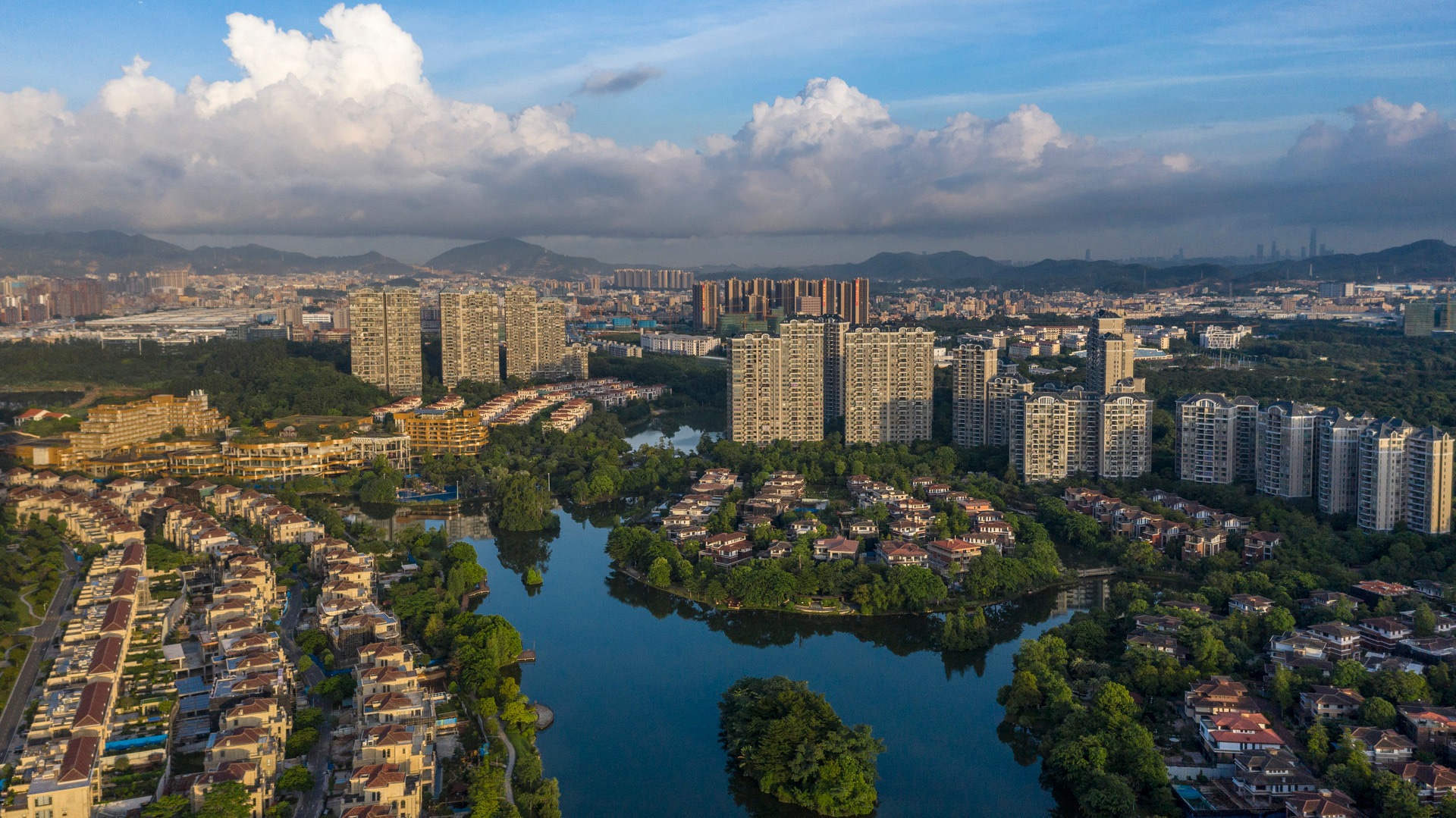 东莞市松山湖区,一道靓丽的城市风景,令人留连忘返!