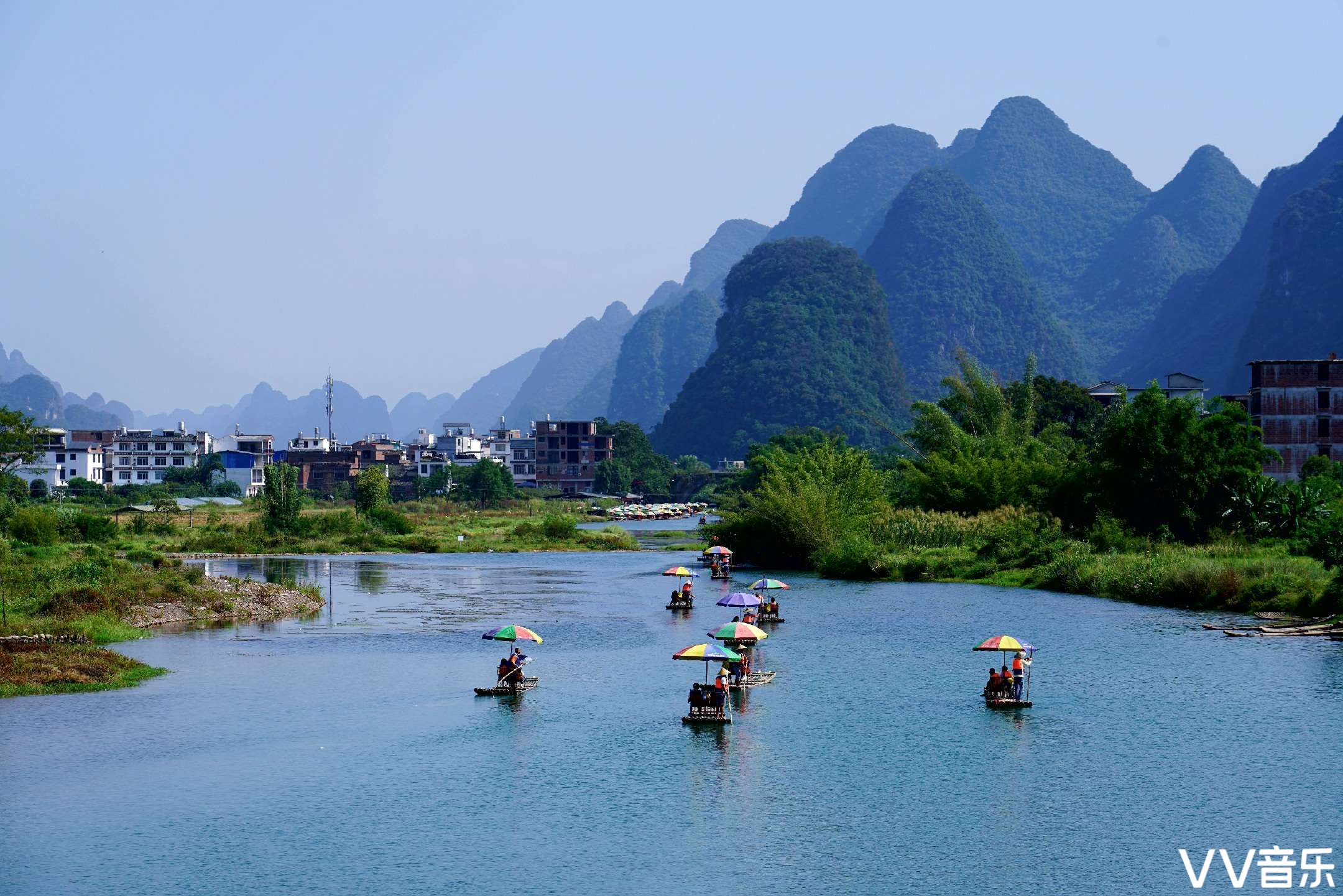 桂林山水之遇龍河漂流