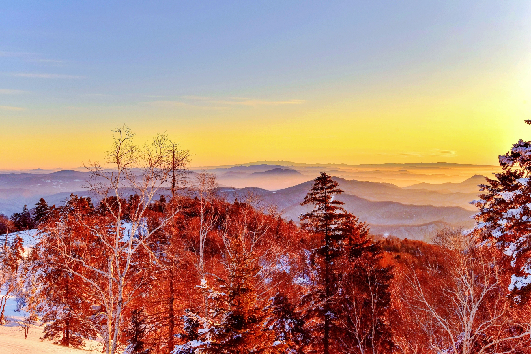 醉美老秃顶子山风雪云霞