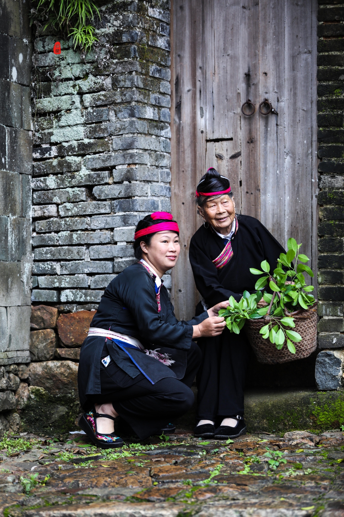 半月里村的畲族女人