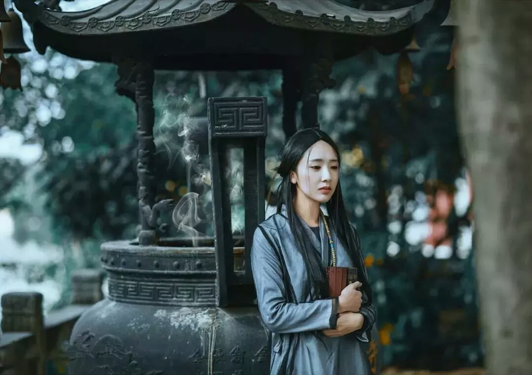 人品正众人敬
