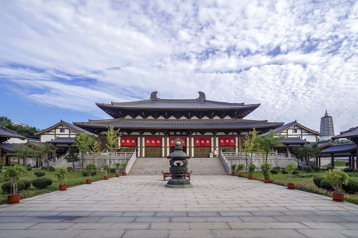 碑林公园内(回龙寺)碑林公园大门