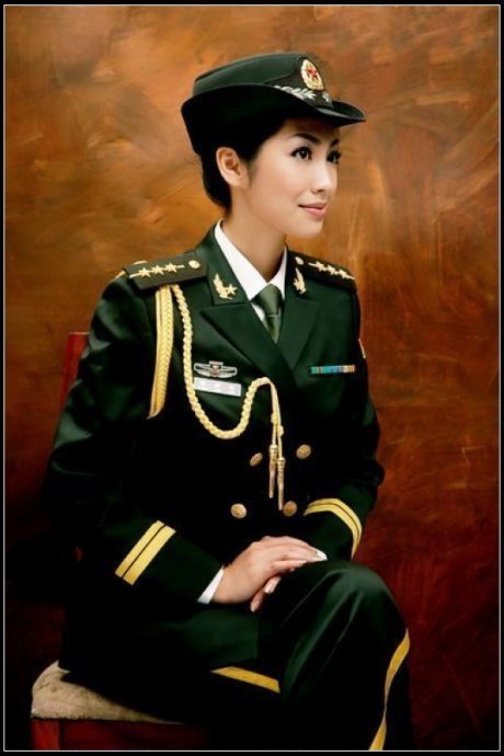 解放军高级女士官图片