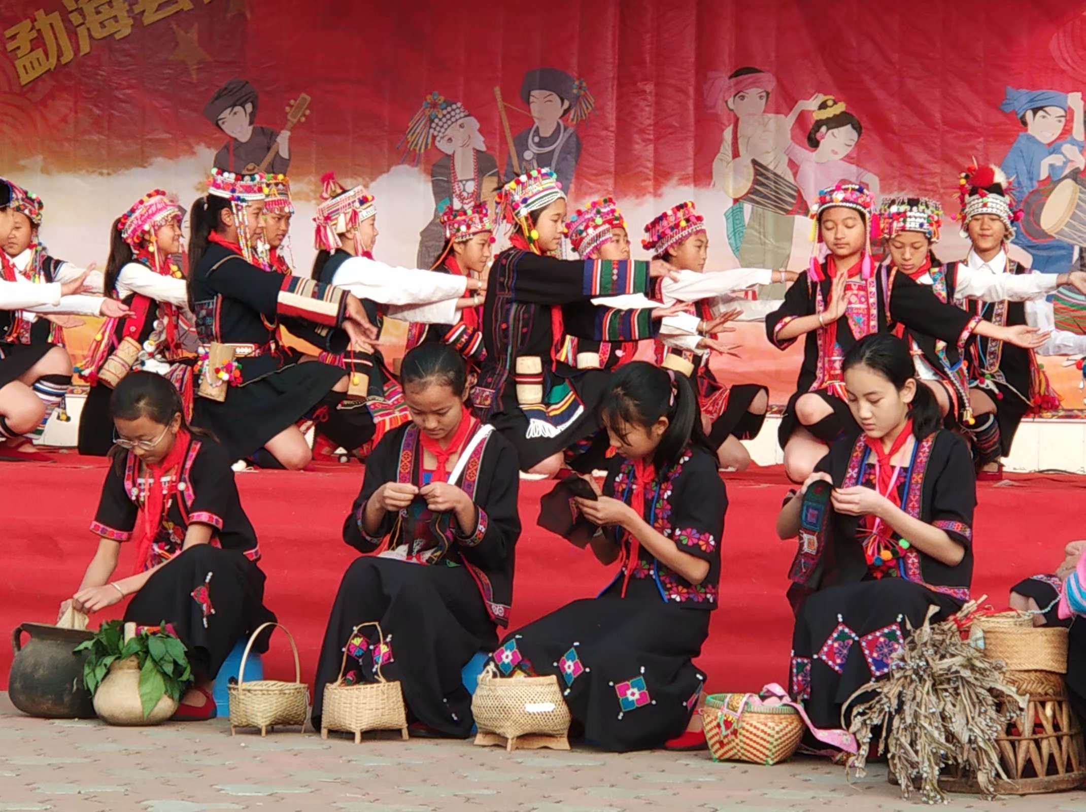 勐海县民族小学庆祝元旦暨民族文化教育成果展示活动