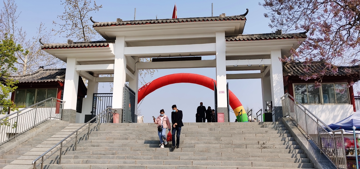 姜堤乐园樱花节开幕