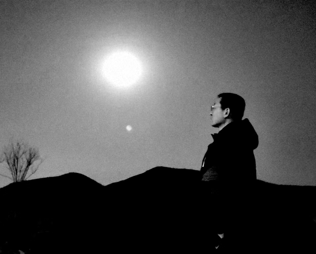 一片月光～佟陟 2020年正月十五去爬西山,一片月光