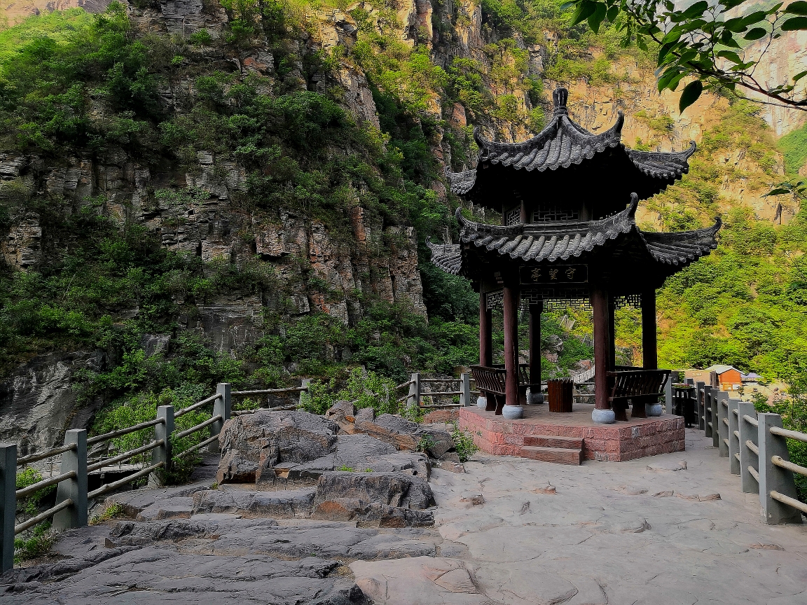 河南新乡宝泉桃花山庄