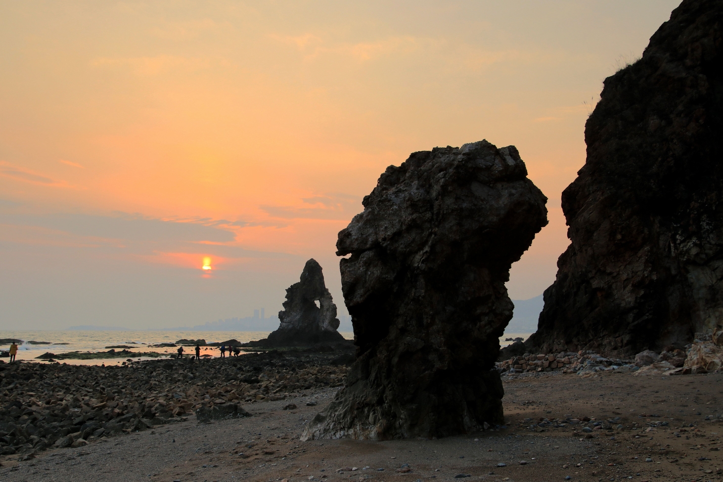 我的冬天61金光穿洞石老人奇观青岛石老人拍摄札记