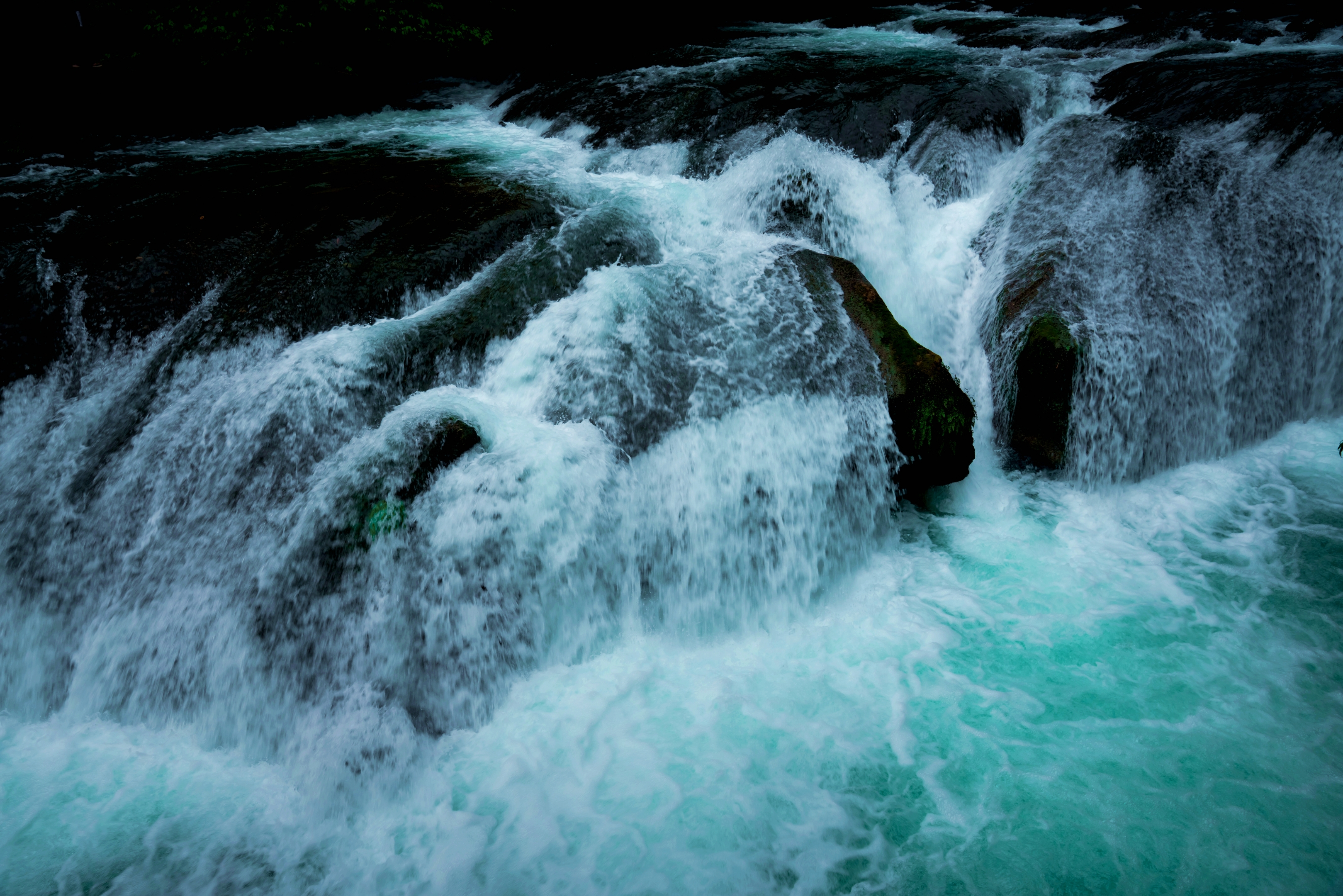 荔波小七孔—断桥瀑布揽胜【摄影育发】