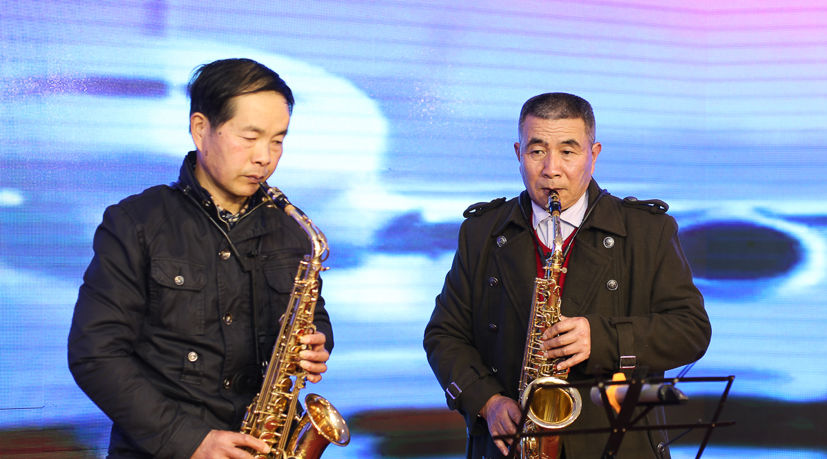 老年大学萨克斯汇演集锦