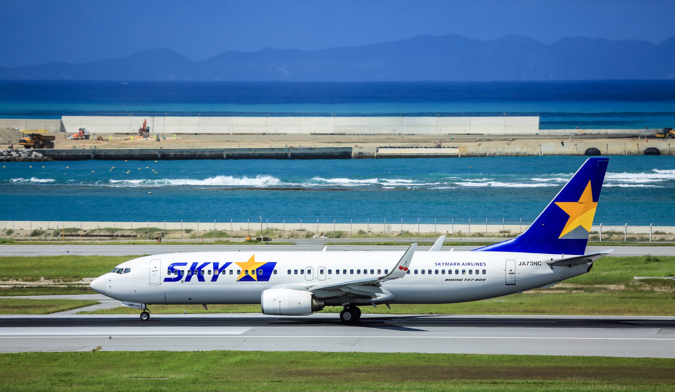 日本天馬航空公司波音737-800型客機.