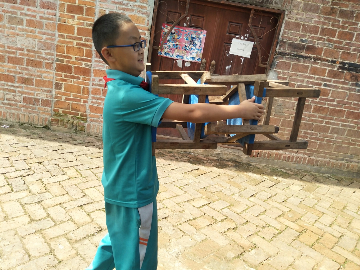 聚焦Ⅱ就在今天芒市三小200班同学走进载瓦拥他们去干什么