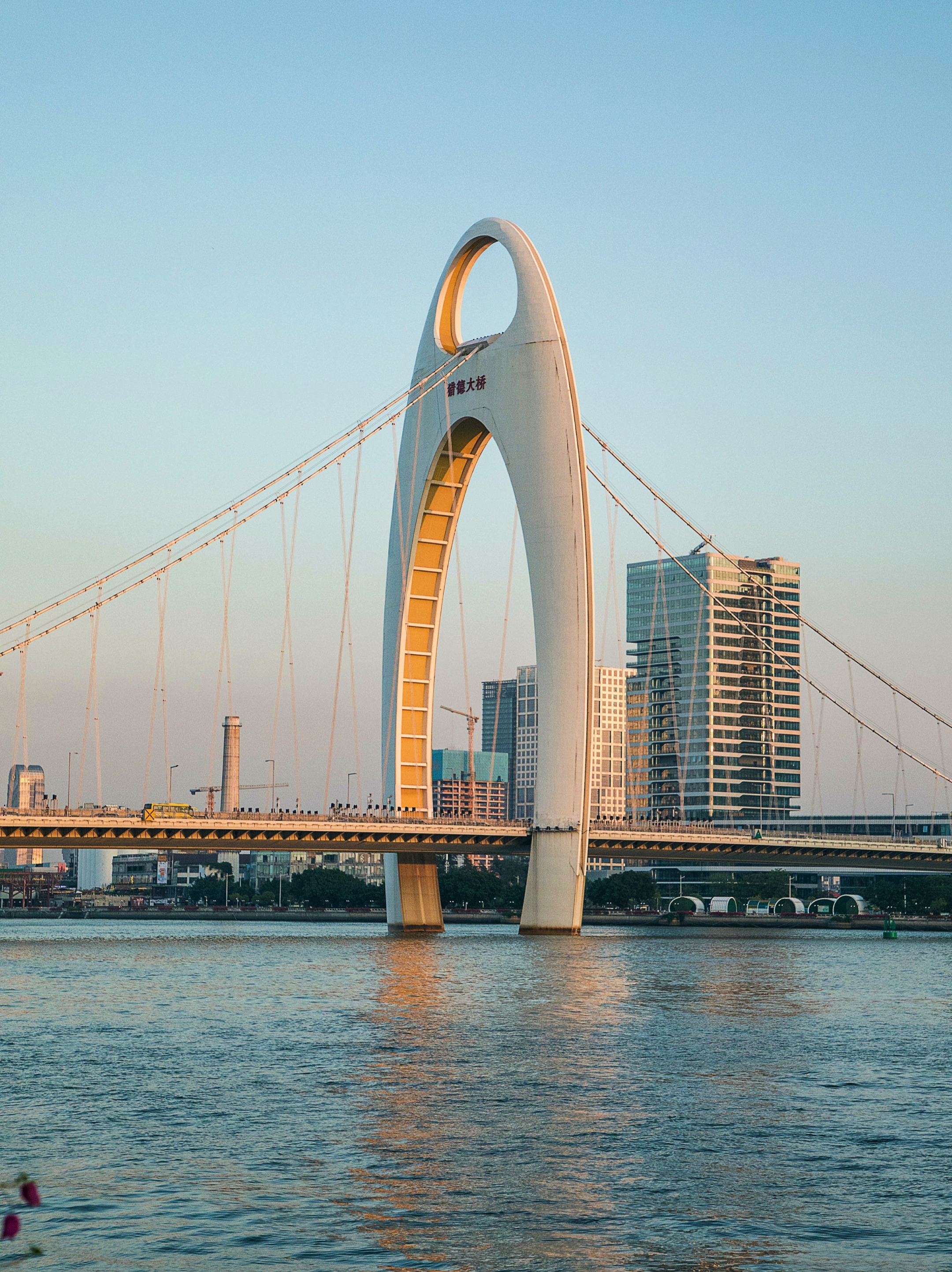 【桃花源诗刊】诗部 第80期同题《广州》首发