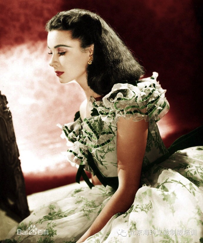 新洛可可时代下的克里诺林裙