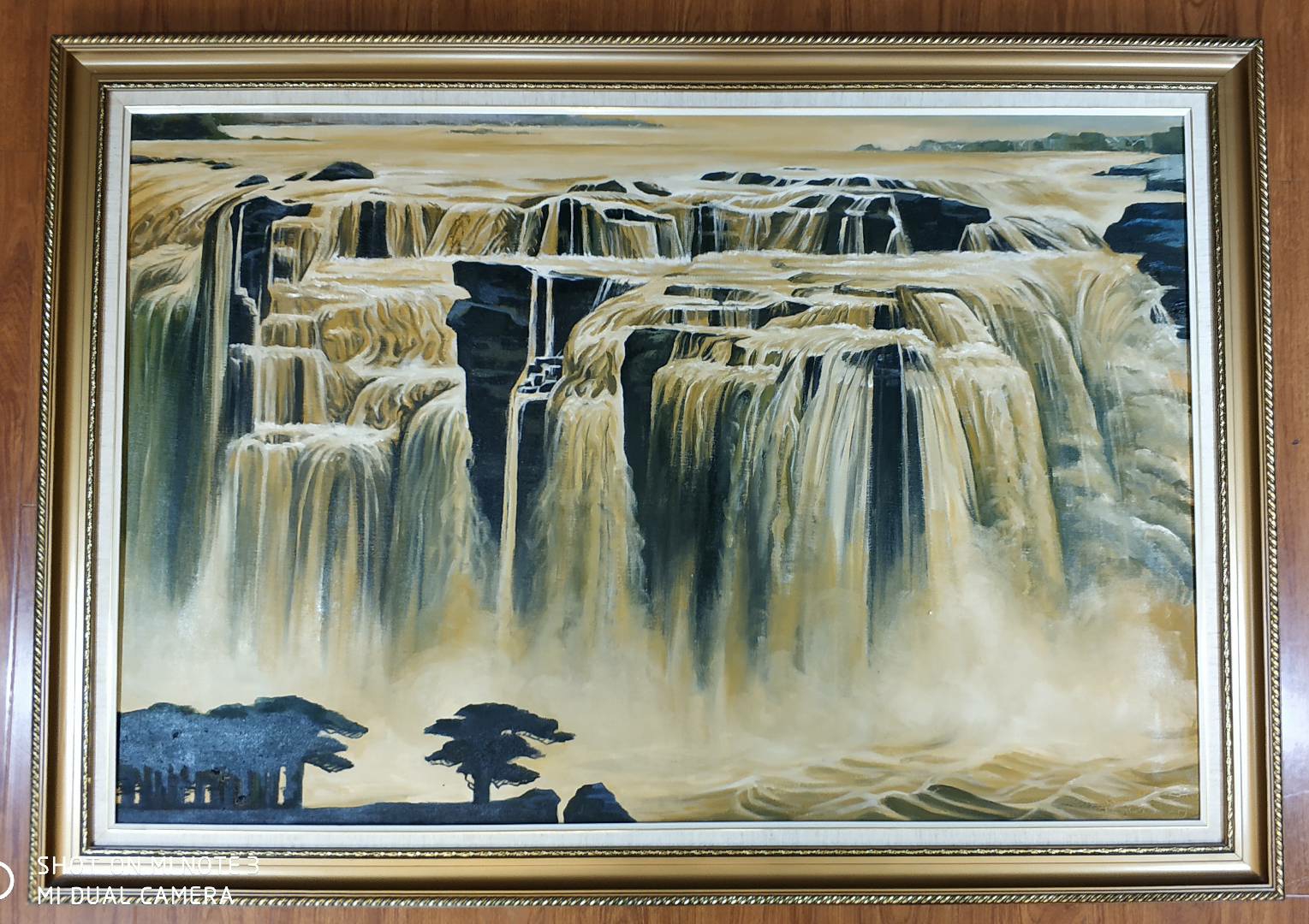 《黄河之水天上来》     油画《纵览师作》——湖北美术馆观展《近朱